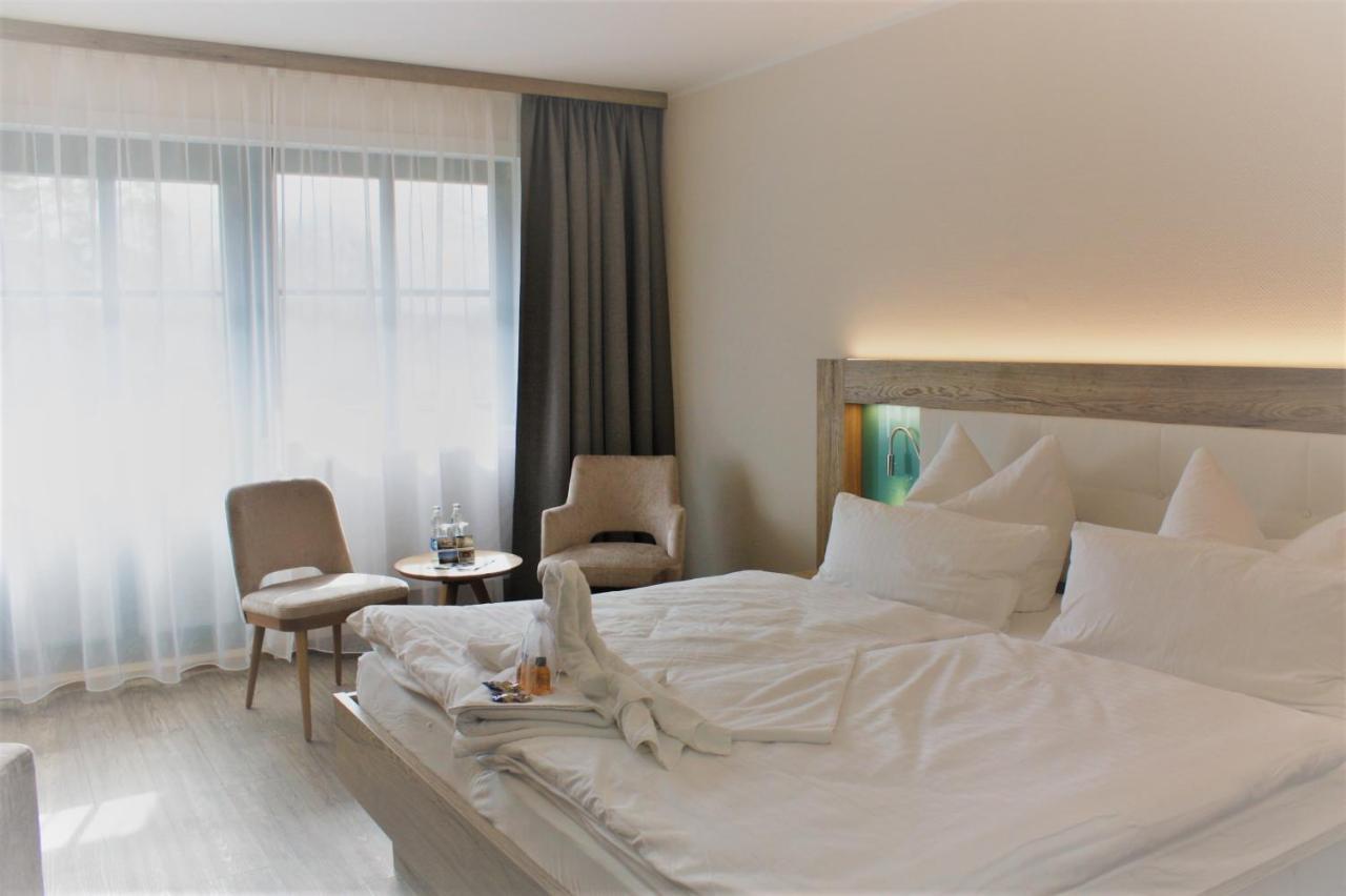 Hotel & Restaurant Lenzer Krug Malchow  Esterno foto